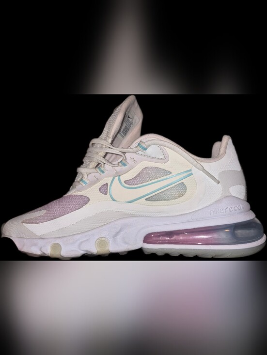 Nike Shoes - Womens Nike Air Max 270 React SE 'Light Gradient
